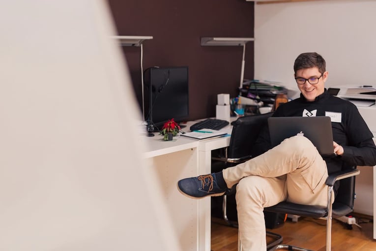 how to become a better junior developer: 5 habits to learn right away