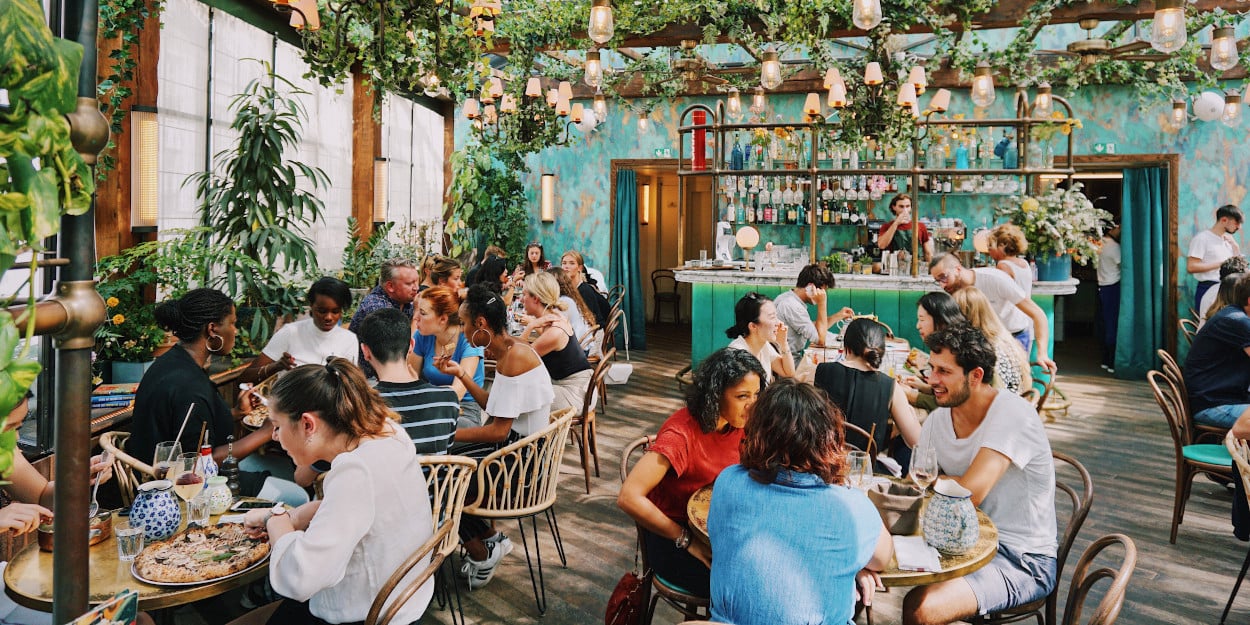 7 benefits of having your own custom restaurant management software in 2025